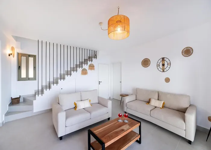 Villa Cactus By Vintage Travel