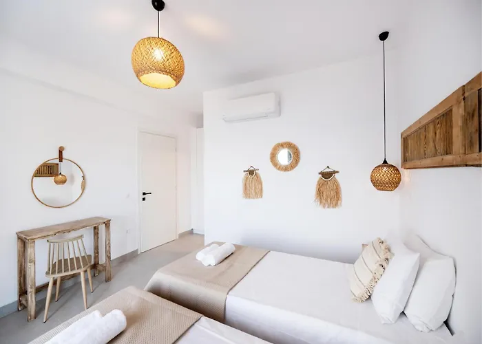 Cactus By Vintage Travel Sivota