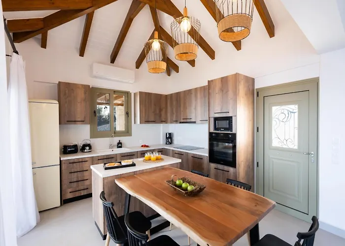 Villa Cactus By Vintage Travel *