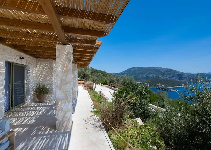 Villa Cactus By Vintage Travel *